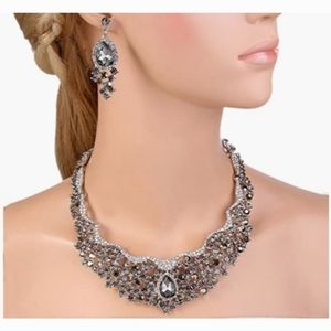 Ever Faith necklace set